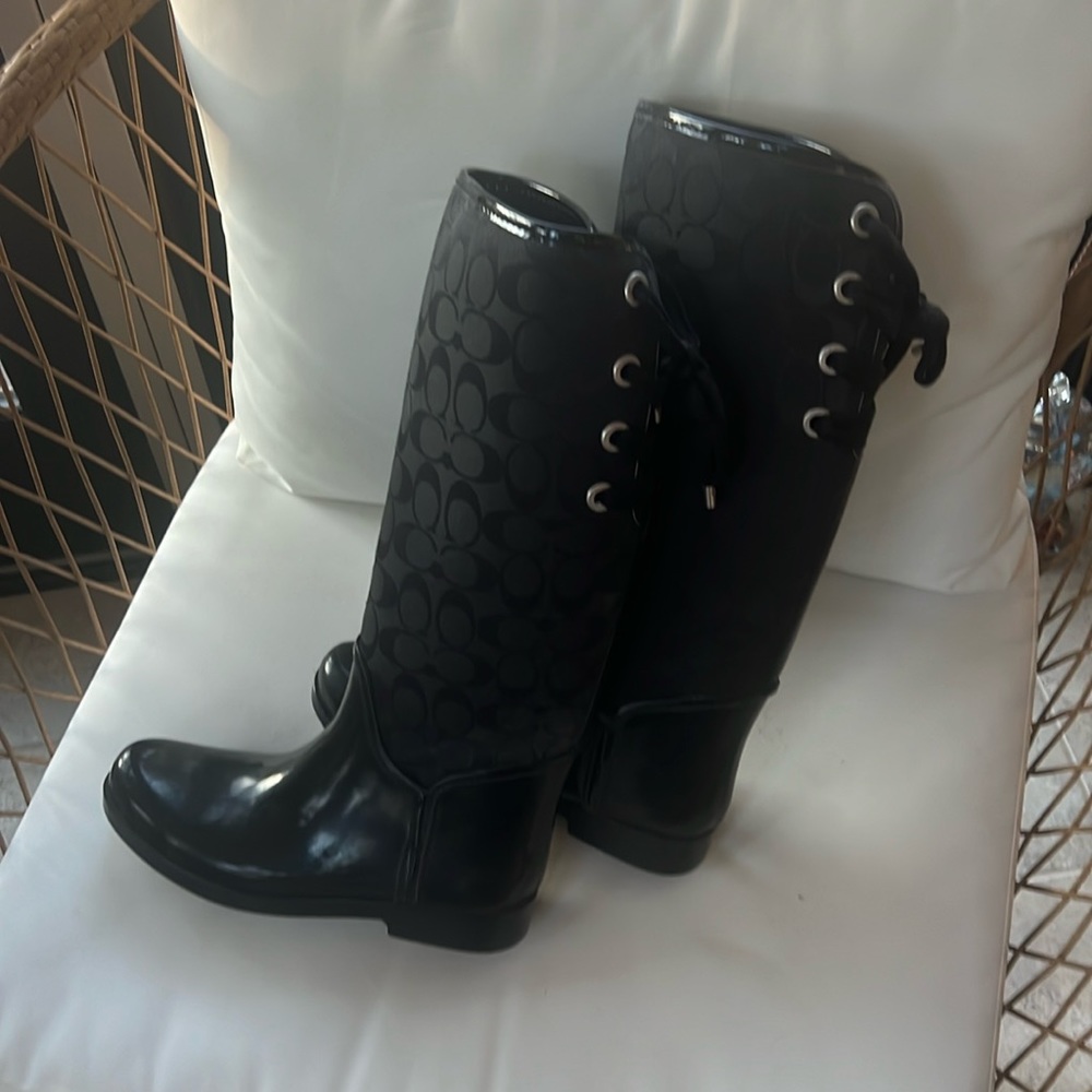 Coach Rain Boots - Picture 1 of 1